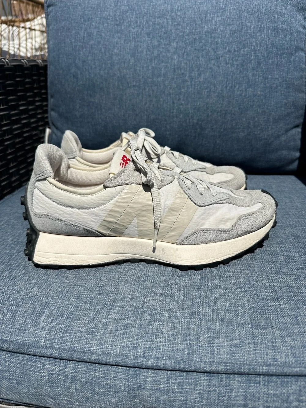 New Balance 327 Casual Mens Sneakers Shoes sea salt Grey Suede